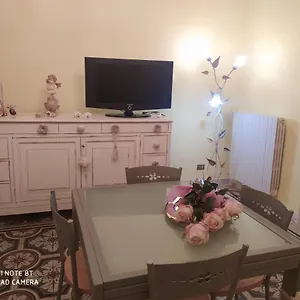 Lu Menzaricchia Centro Storico Di . Appartement